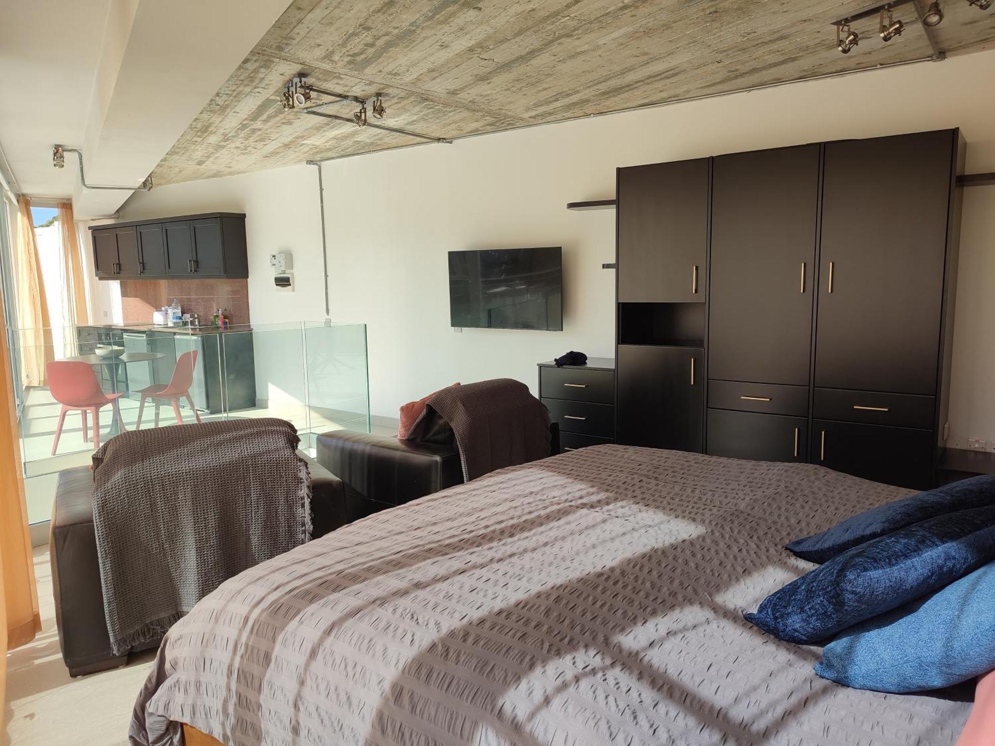 Xlendistays - Centrally Located Seafront Living Holiday Spaces In كْسْليندي المظهر الخارجي الصورة